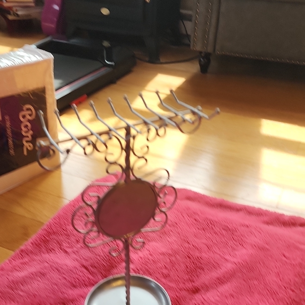 Ornate Metal Jewelry Stand with Mirror -Silvertone - Picture 7 of 7